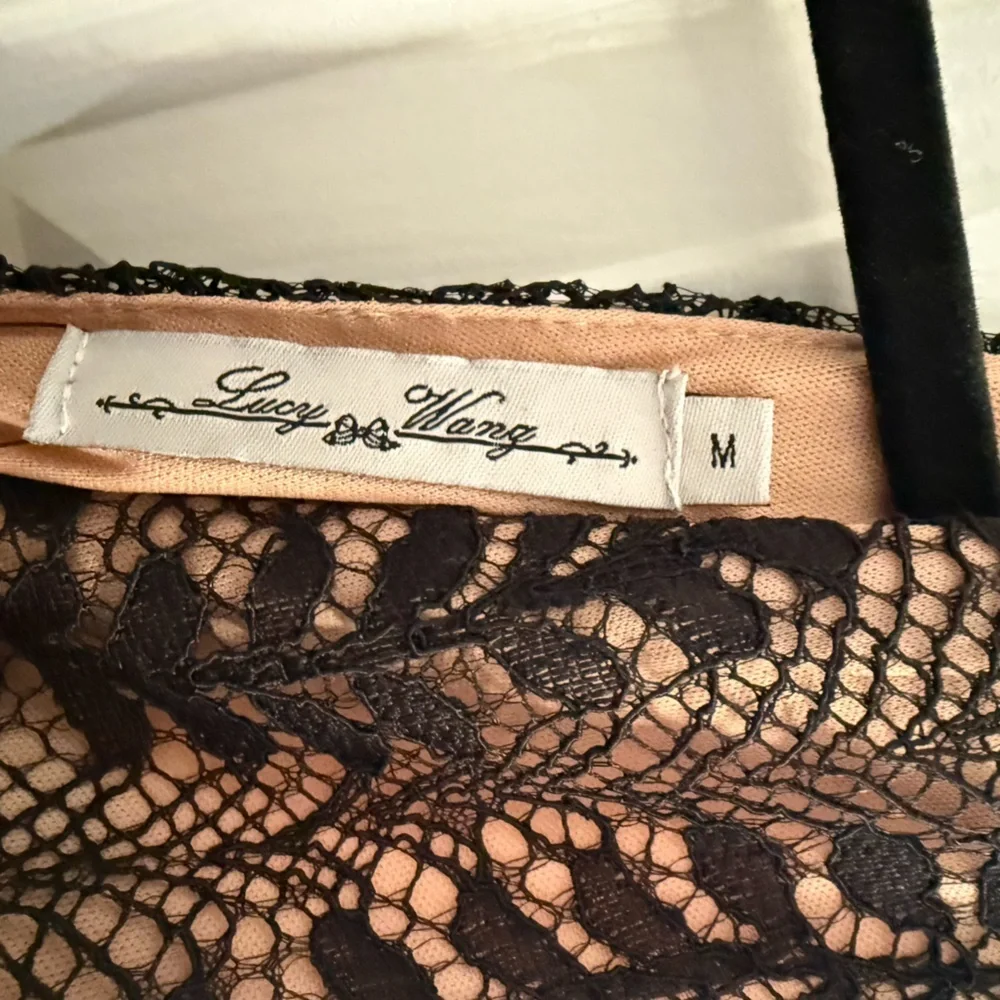 Lucy Wang Women’s Black Lace Sleeveless formal Maxi Dress. Size M - Picture 8 of 10